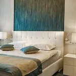 Opera Hotel