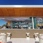 Opera 4*