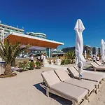 Hotel Opera Mamaia
