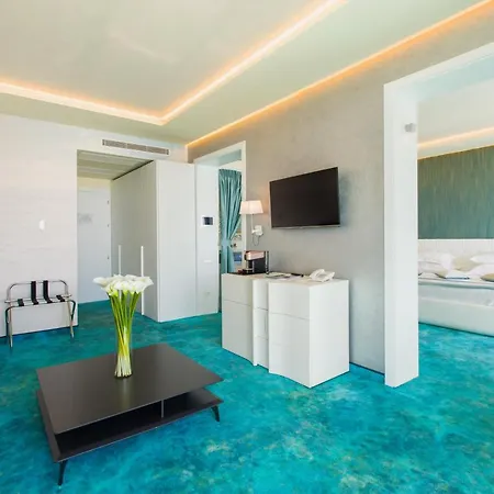 Hotel Opera 4*