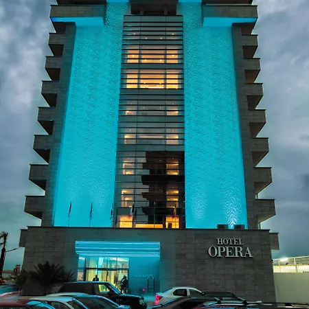 Opera 马马亚