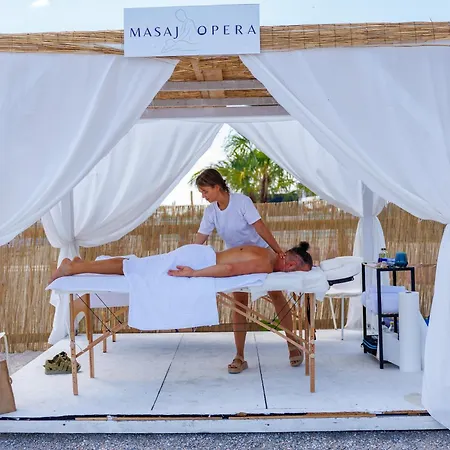 Opera 4* 马马亚