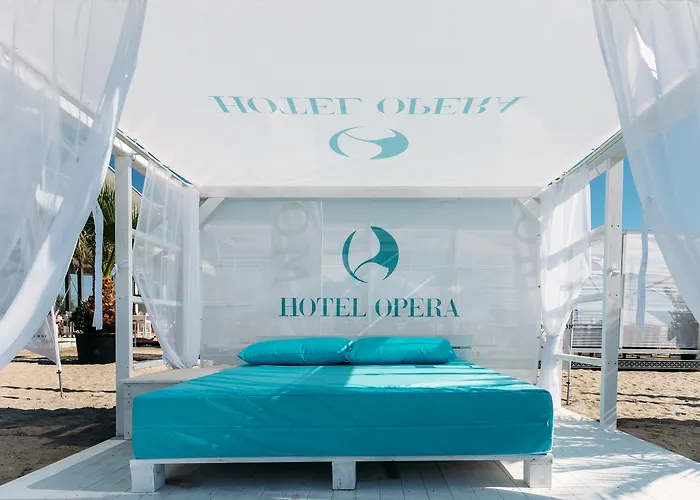 Opera Mamaia
